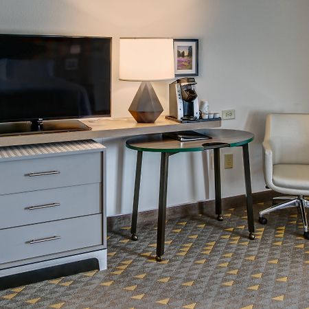 Holiday Inn Rocky Mount I-95 @ Us 64 By Ihg Ngoại thất bức ảnh