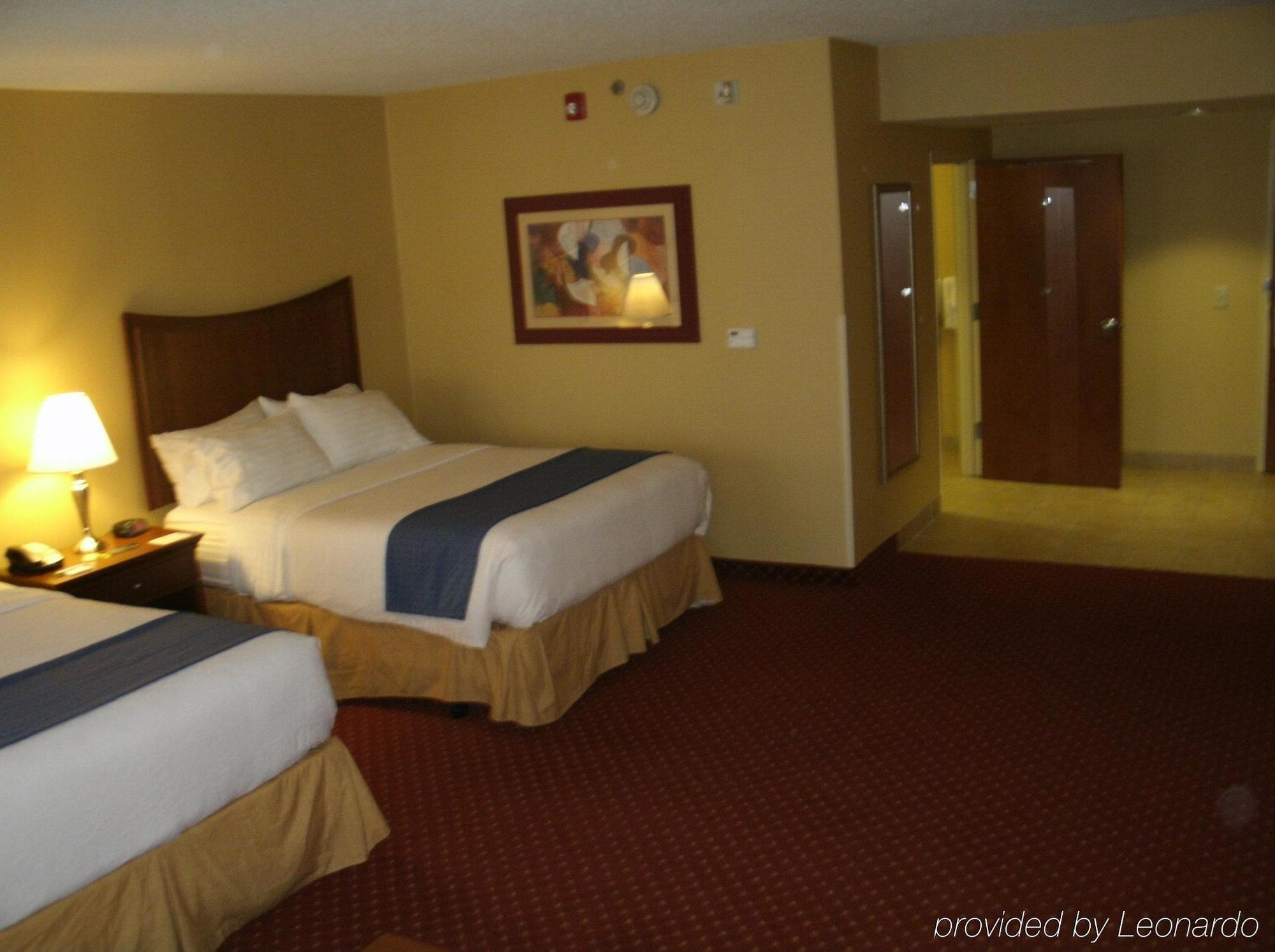 Holiday Inn Rocky Mount I-95 @ Us 64 By Ihg Ngoại thất bức ảnh