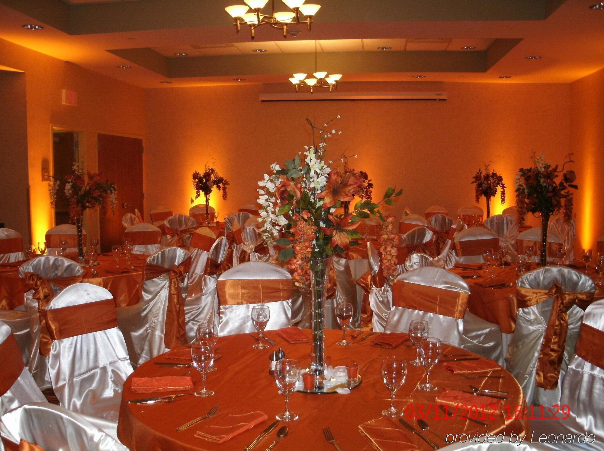 Holiday Inn Rocky Mount I-95 @ Us 64 By Ihg Ngoại thất bức ảnh