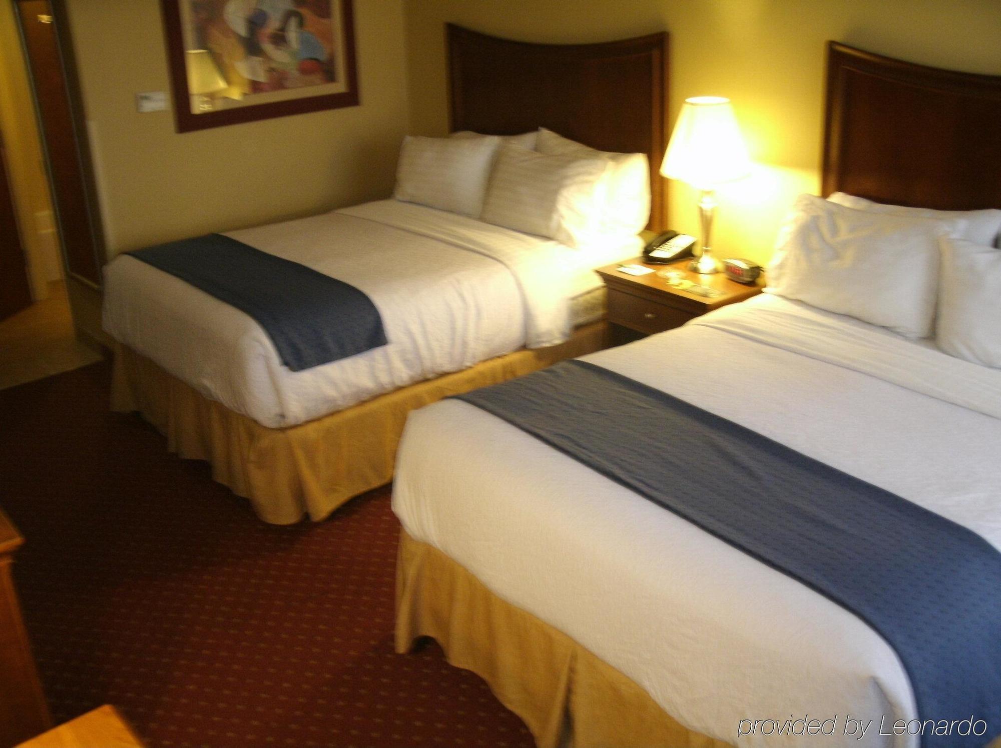 Holiday Inn Rocky Mount I-95 @ Us 64 By Ihg Ngoại thất bức ảnh